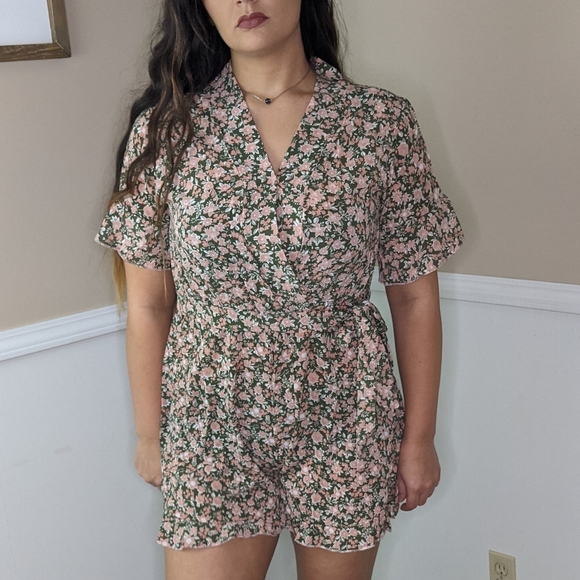 Floral romper - Picture 6 of 9